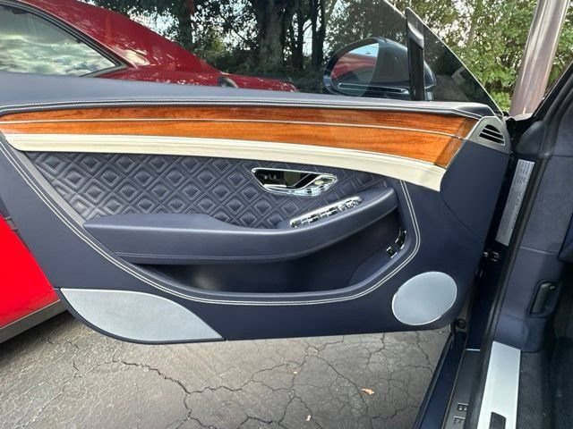 Used 2021 Bentley Continental GT AWD/4WD image 26