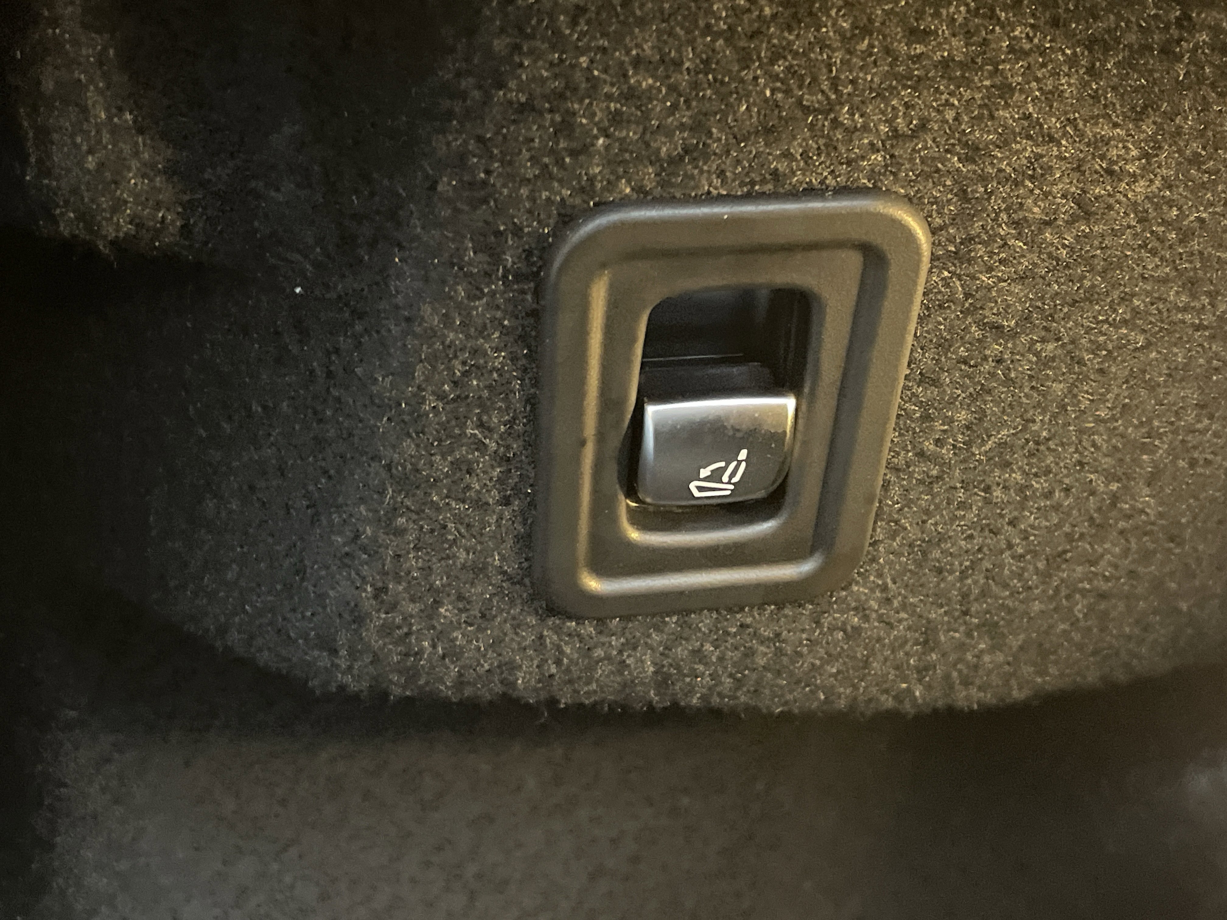 Certified 2023 Mercedes-Benz E 450 4MATIC Cabriolet image 19