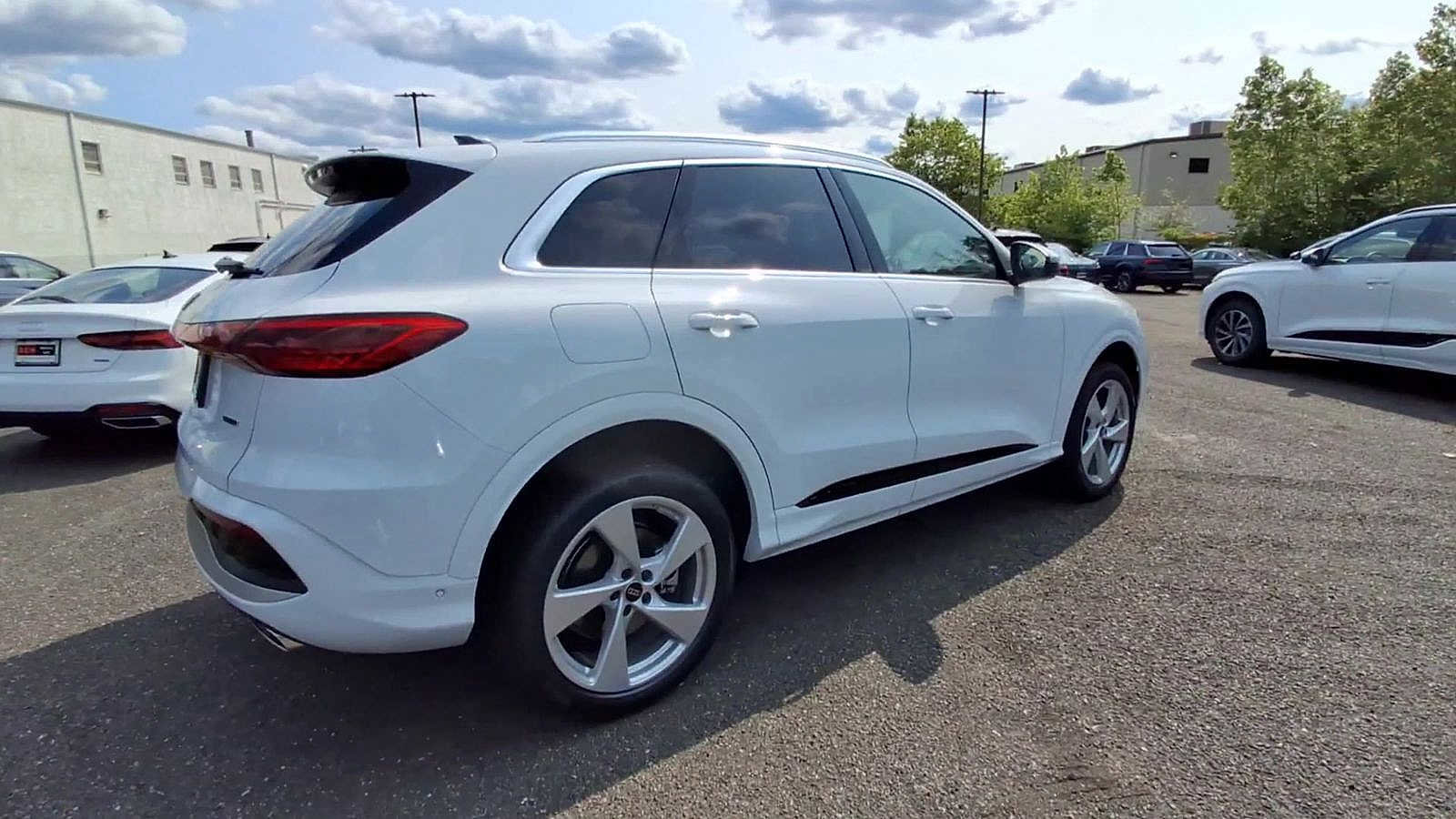 New 2025 Audi Q5 Premium Plus image 8