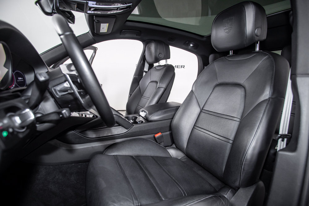 Used 2023 Porsche Cayenne Coupe AWD/4WD image 13