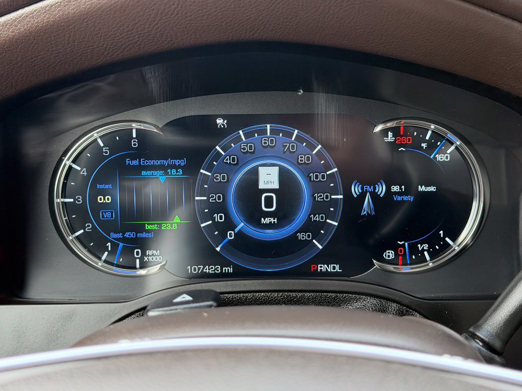 Used 2017 Cadillac Escalade Premium Luxury AWD/4WD image 21