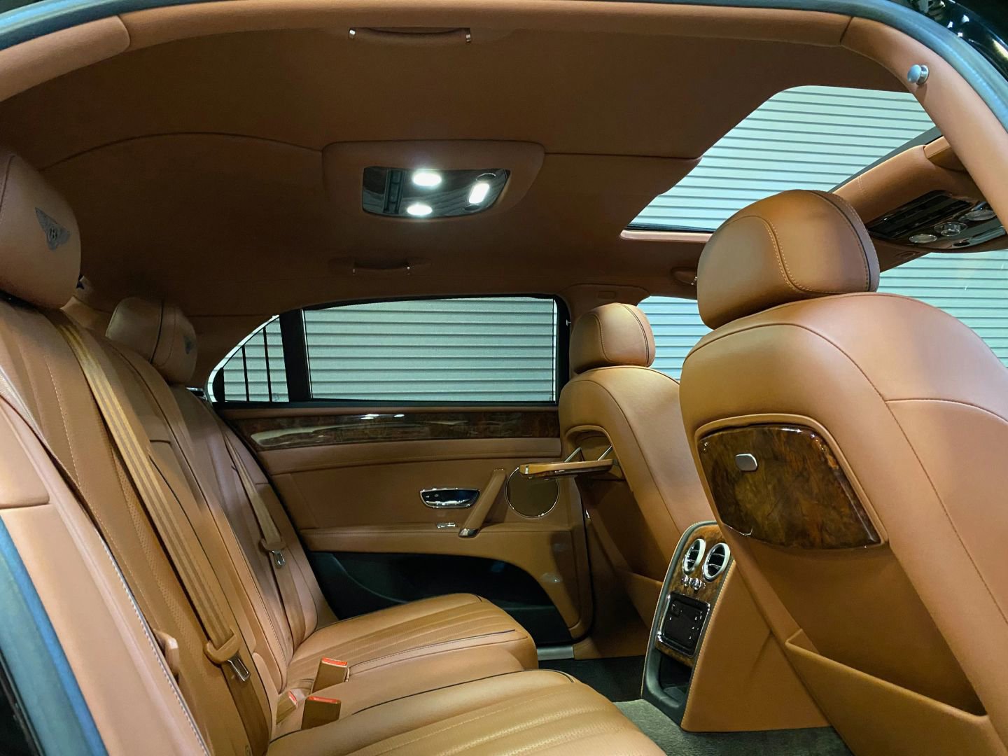 Used 2015 Bentley Flying Spur V8 AWD/4WD image 37