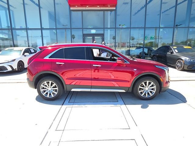 Used 2023 Cadillac XT4 Premium Luxury w/ Enhanced Visibility Package image 3