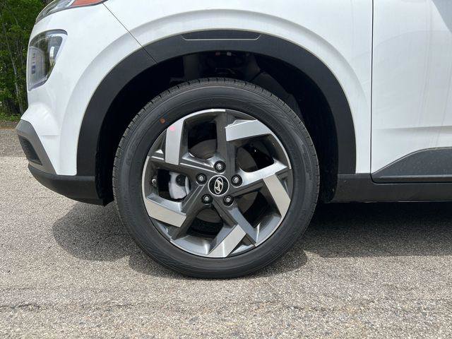 New 2026 Hyundai Venue SEL FWD image 9