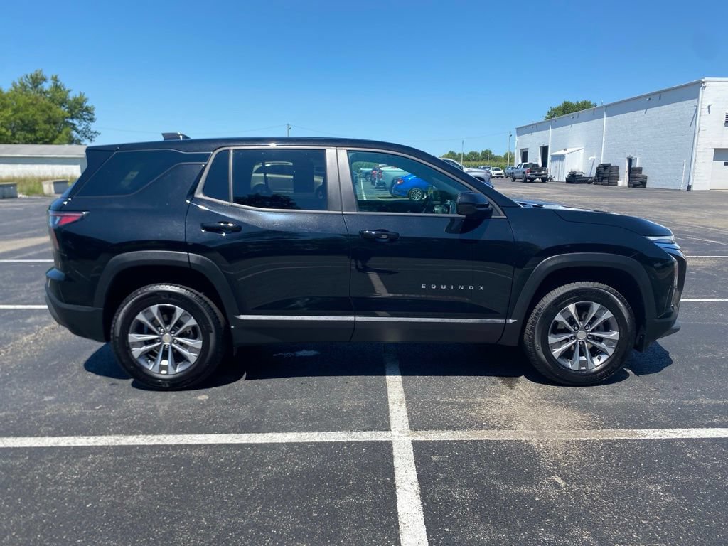 Used 2026 Chevrolet Equinox LT w/ Convenience Package II AWD/4WD image 8