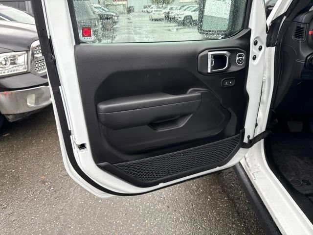 New 2025 Jeep Wrangler Unlimited Rubicon image 15