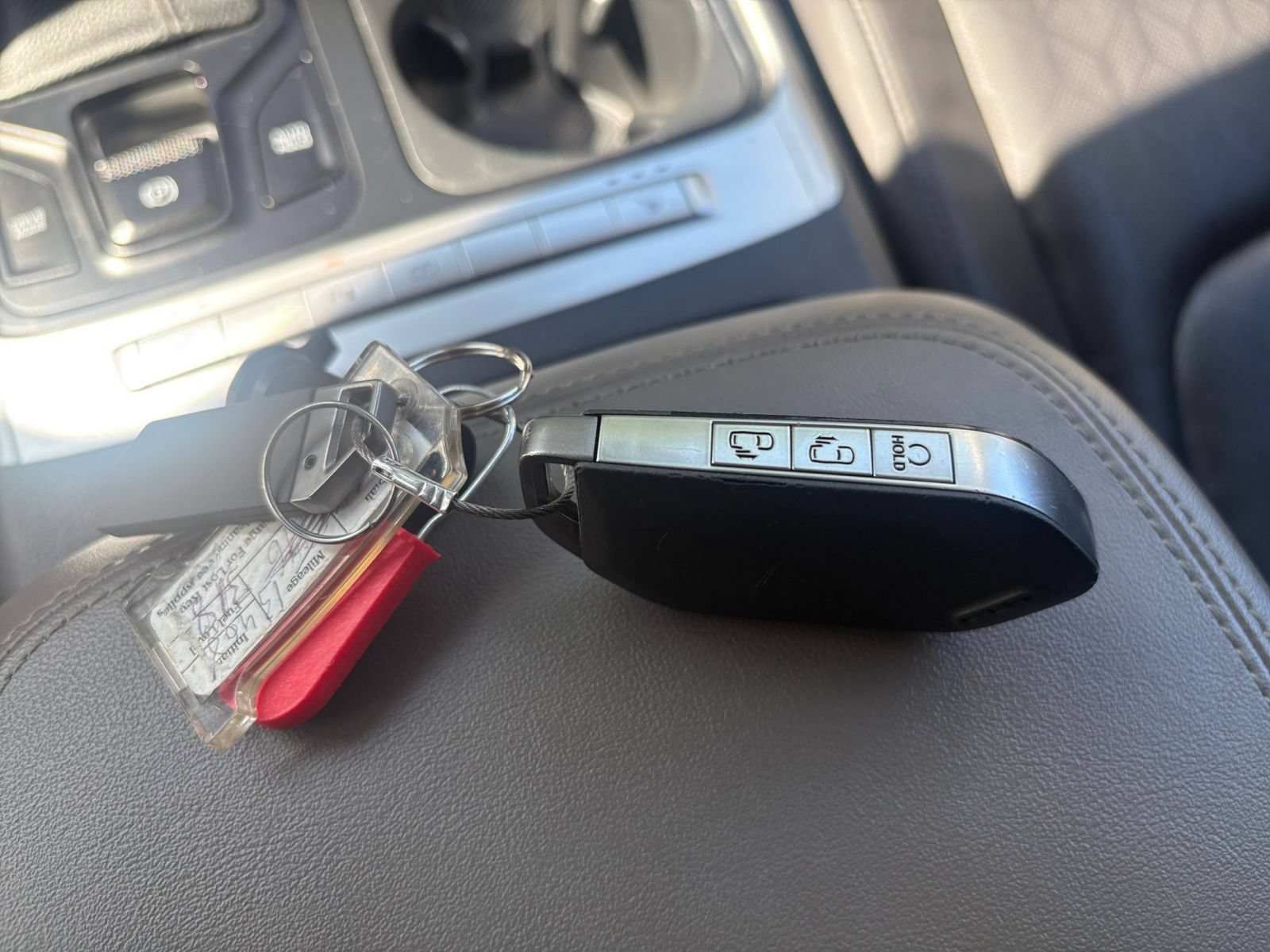 Used 2026 Kia Carnival FWD image 21