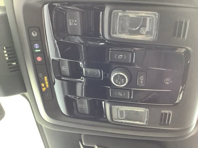 Used 2026 Chevrolet Tahoe Premier w/ Sun And Tow Package AWD/4WD image 40