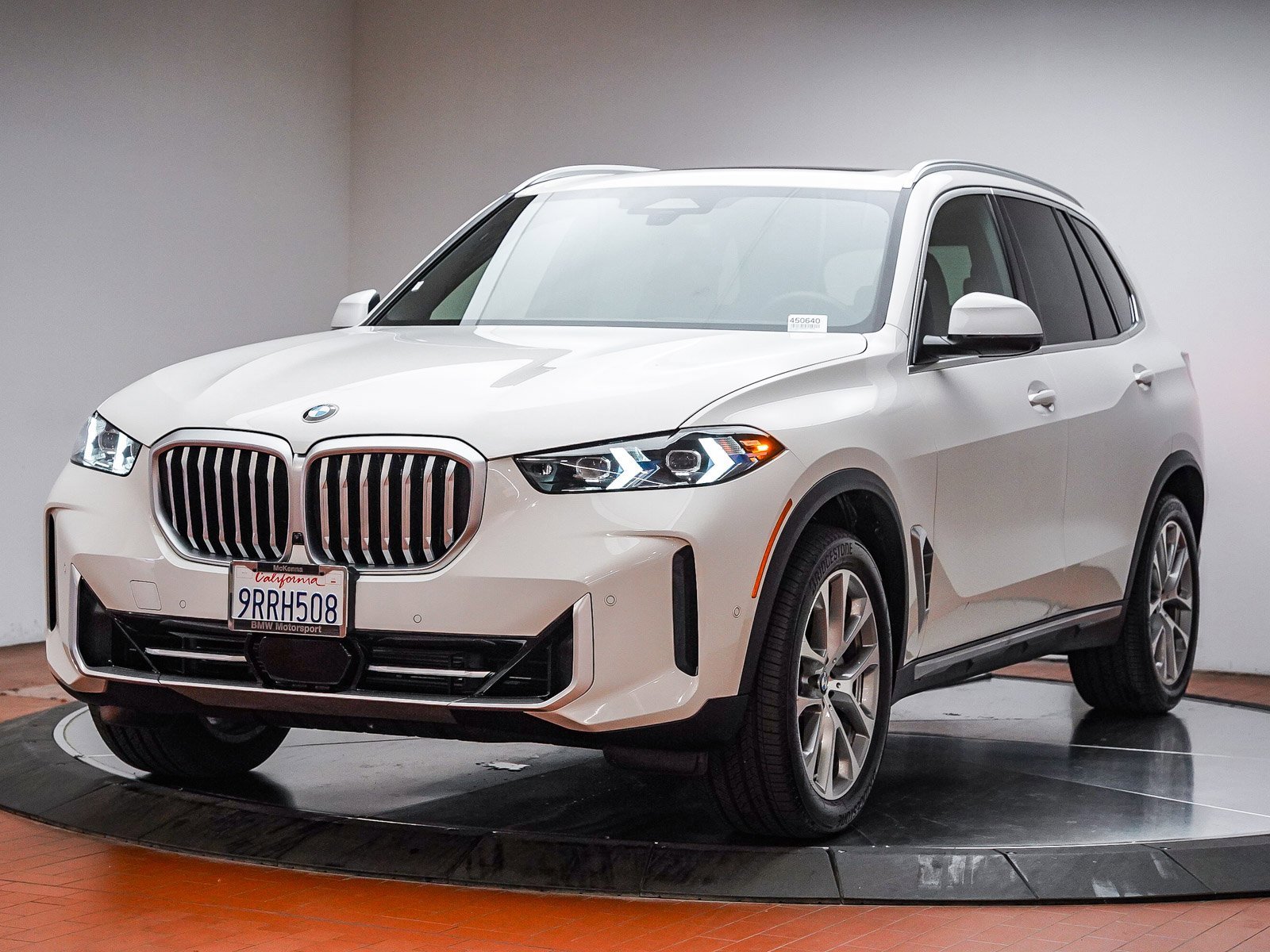 Used 2025 BMW X5 sDrive40i w/ Premium Package