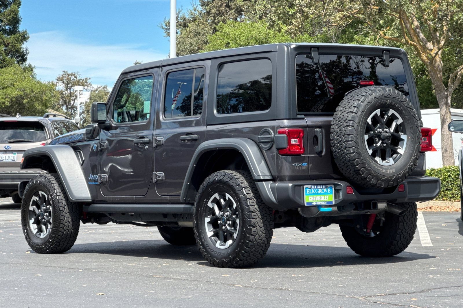Used 2024 Jeep Wrangler Unlimited Rubicon 4xe AWD/4WD image 5