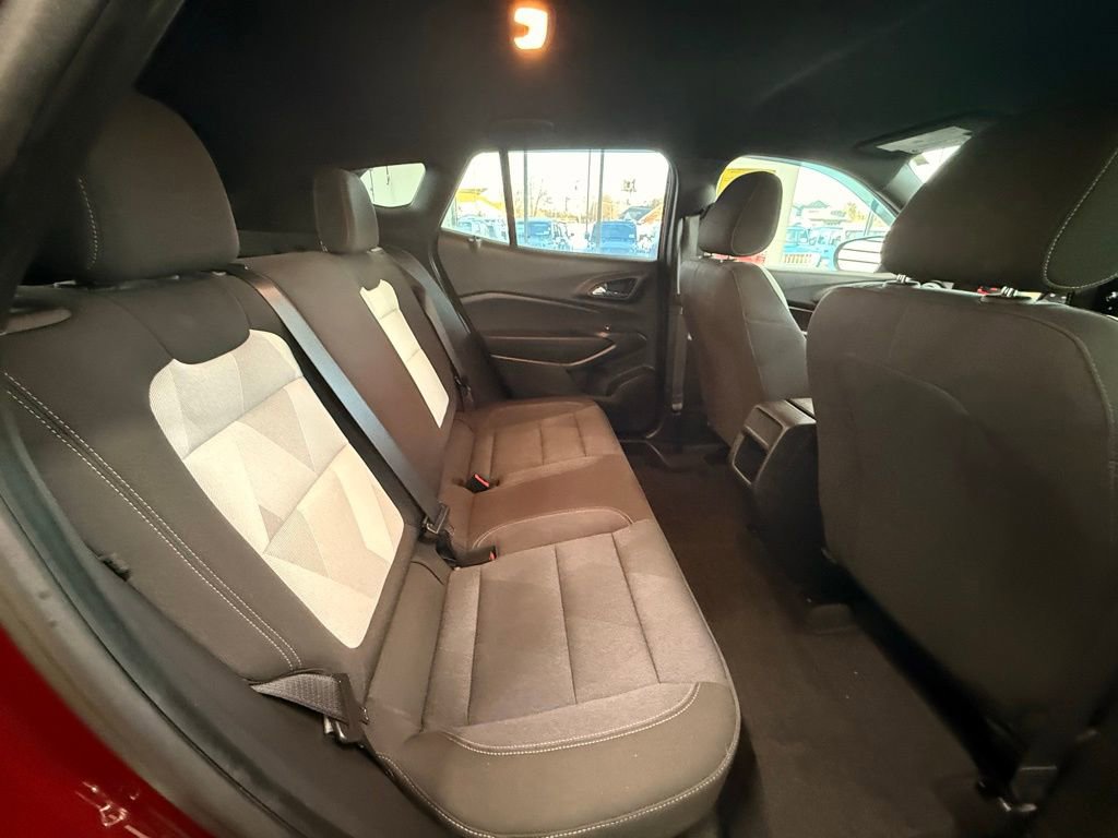 Used 2024 Chevrolet Trax RS w/ Driver Confidence Package image 17