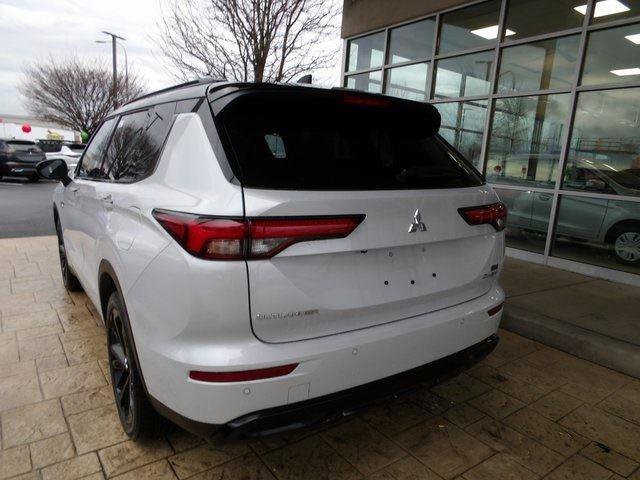 New 2025 Mitsubishi Outlander SEL Black Edition image 5