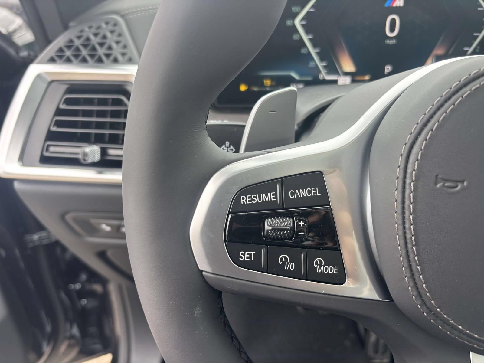 New 2026 BMW X5 xDrive40i w/ M Sport Package AWD/4WD image 17