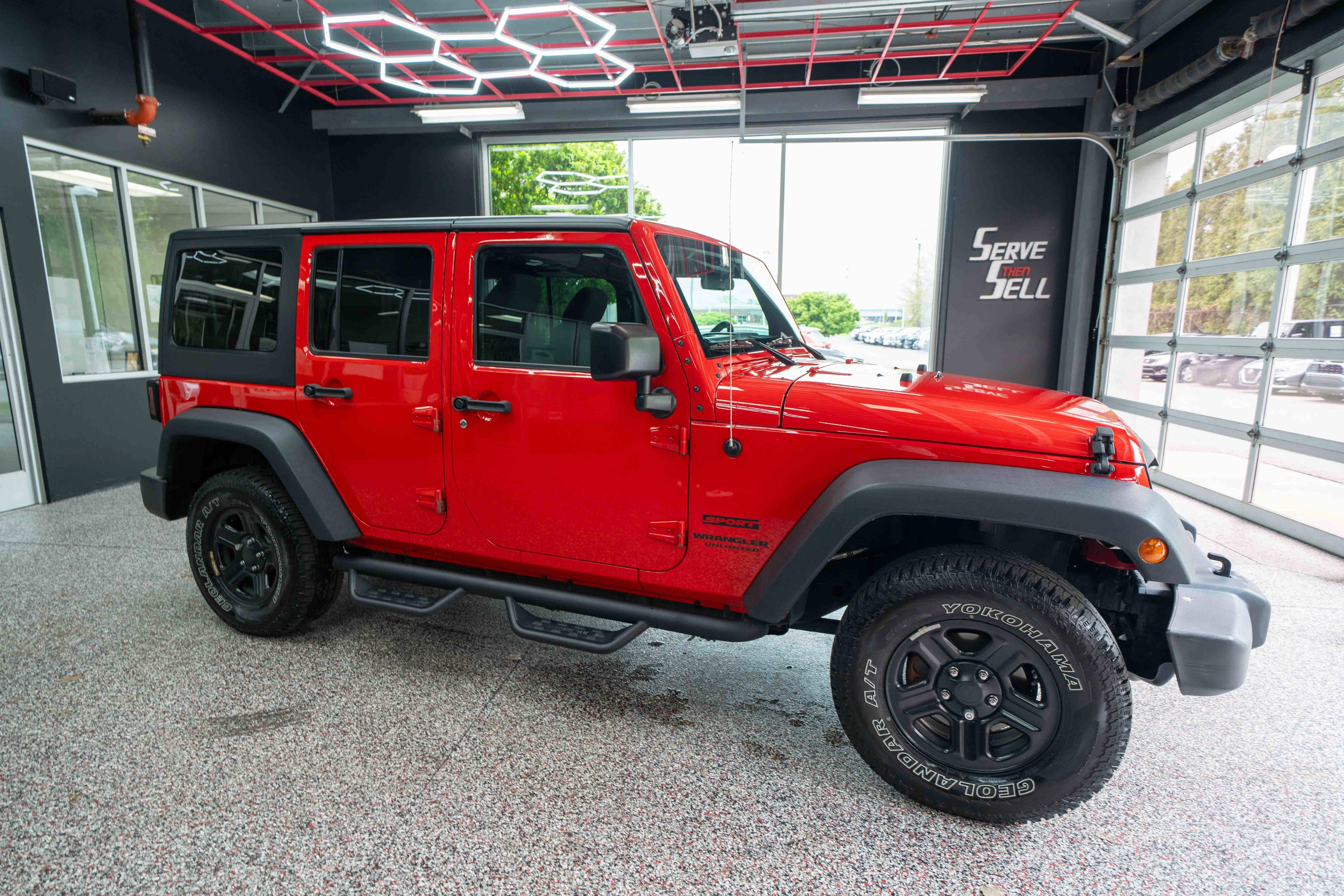 Used 2017 Jeep Wrangler Unlimited Sport AWD/4WD image 5
