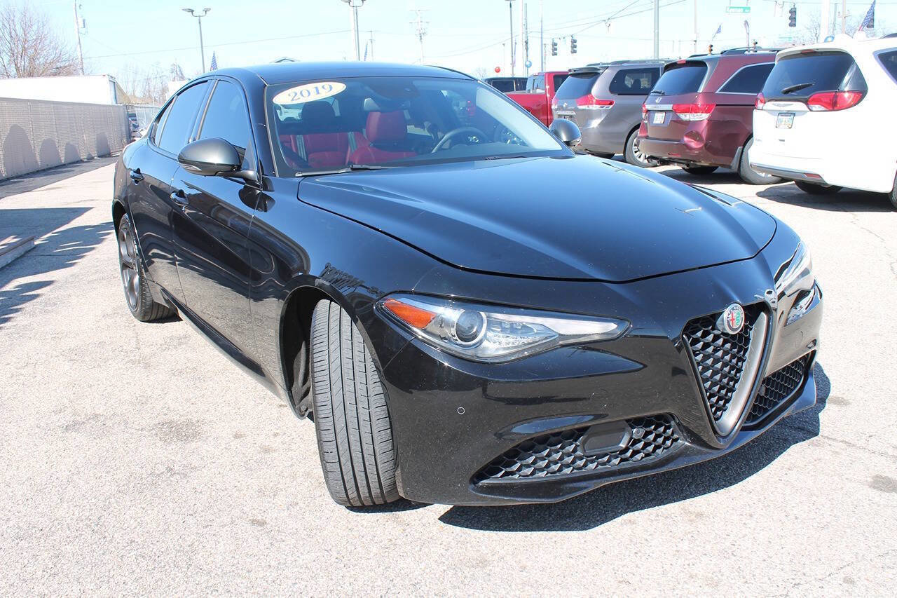 Used 2019 Alfa Romeo Giulia Ti w/ Nero Edizione image 7