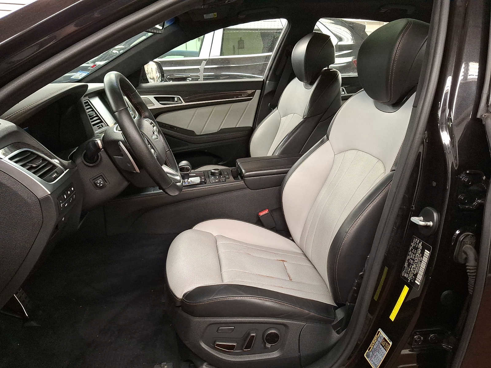 Used 2018 Genesis G80 3.3T Sport image 11