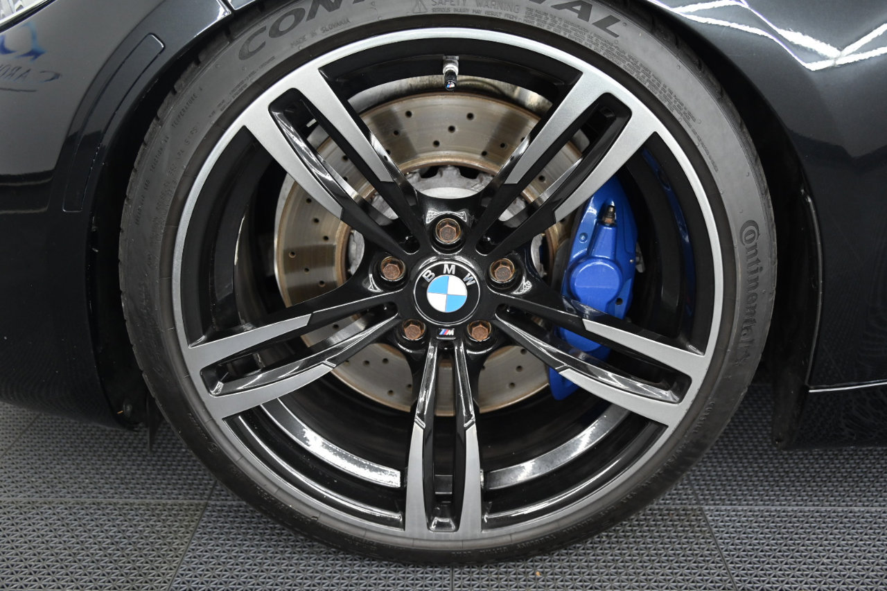 Used 2018 BMW M2 image 43