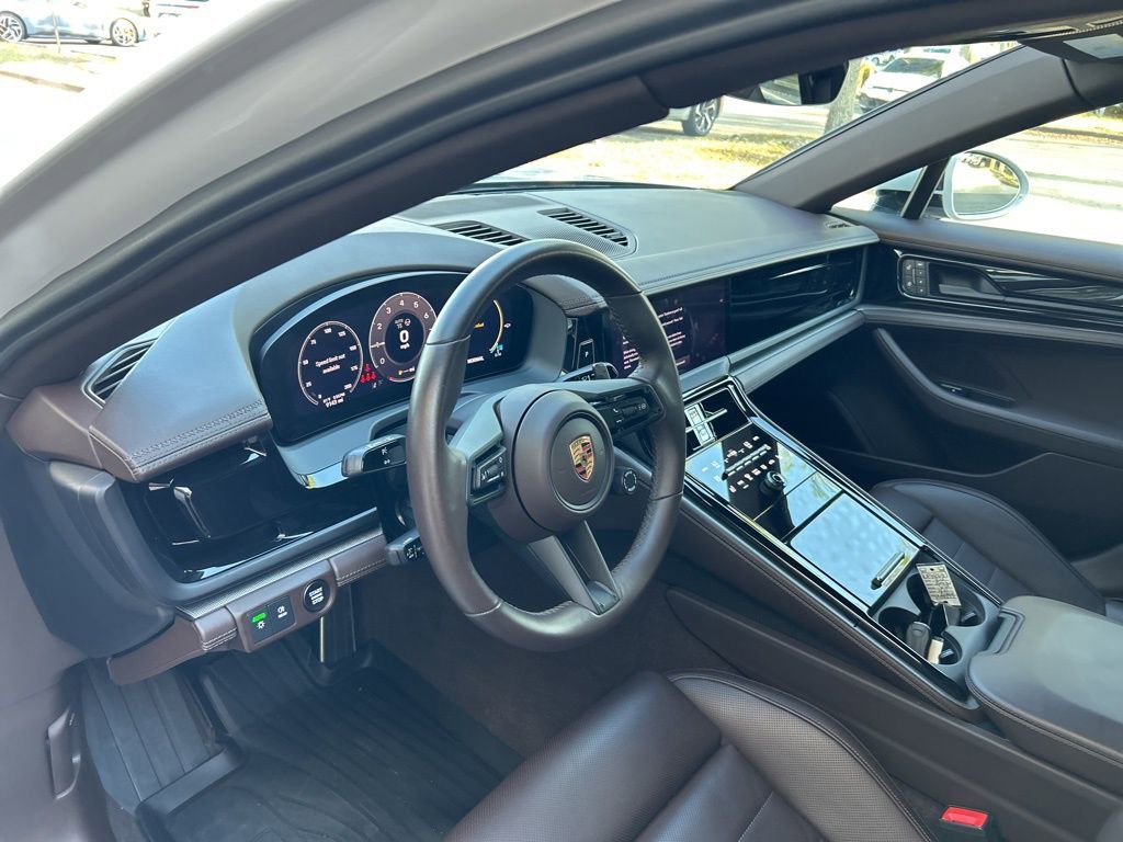 Used 2024 Porsche Panamera 4 image 7
