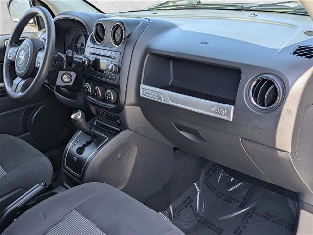 Used 2016 Jeep Compass Sport w/ Power Value Group FWD image 19