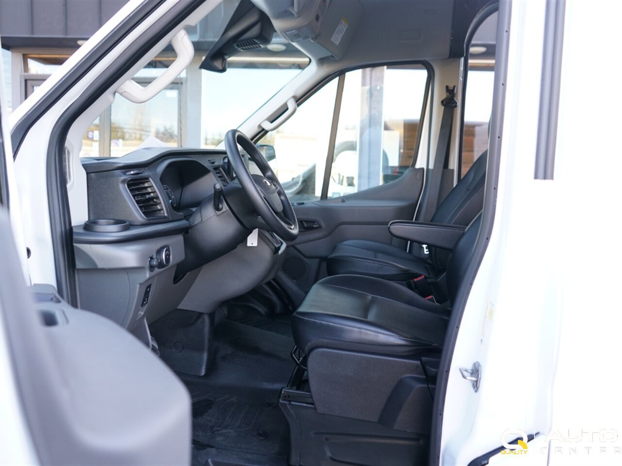 Used 2024 Ford Transit 250 148 Medium Roof w/ Load Area Protection Package image 15