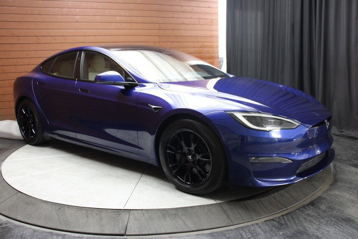 Used 2022 Tesla Model S AWD image 53