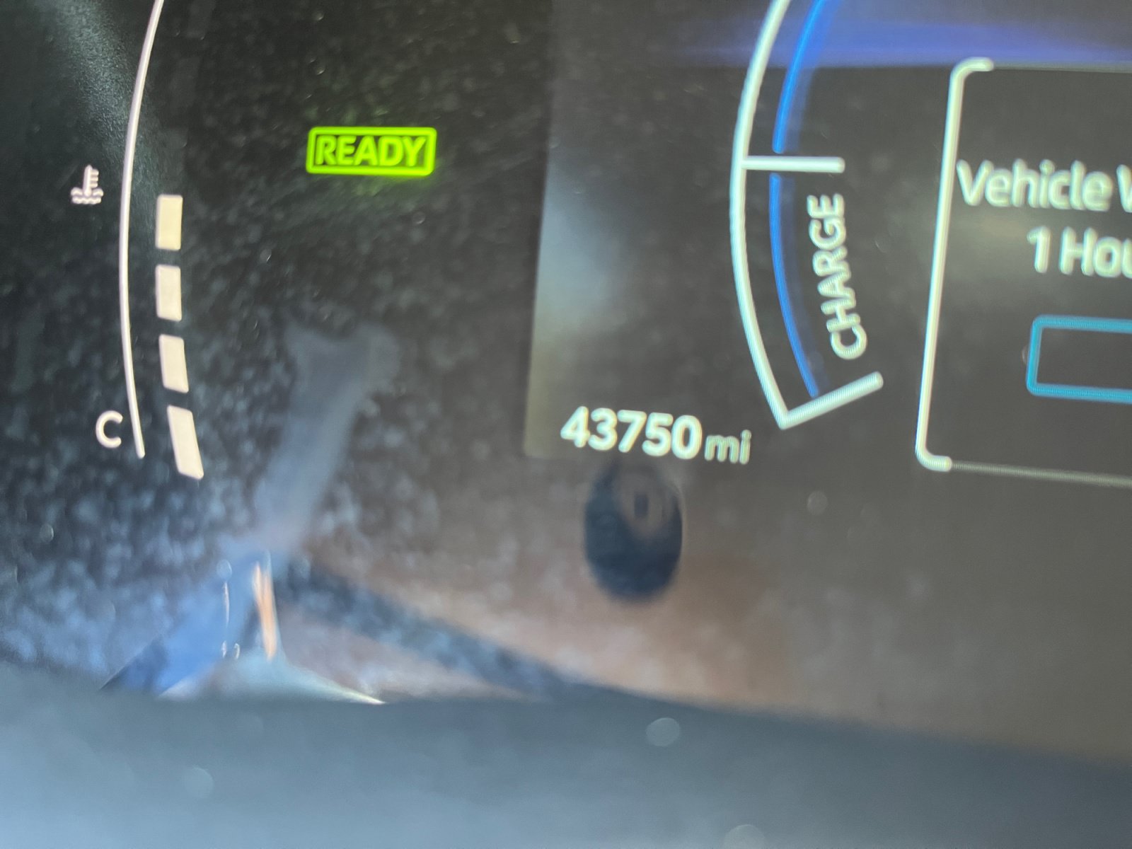 Used 2025 Toyota Camry SE FWD image 17