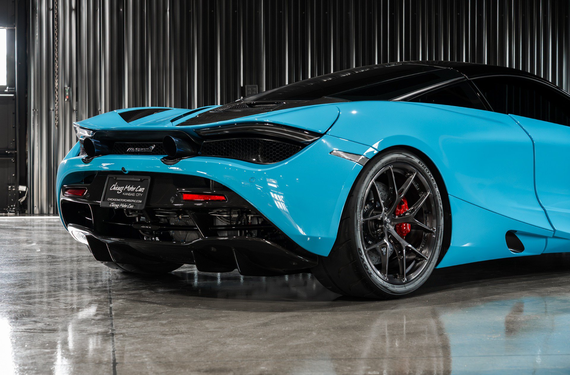 Used 2018 McLaren 720S RWD image 39