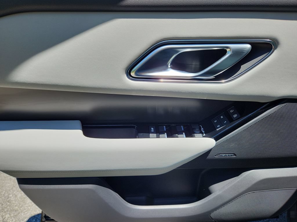 New 2026 Land Rover Range Rover Velar S AWD/4WD image 24