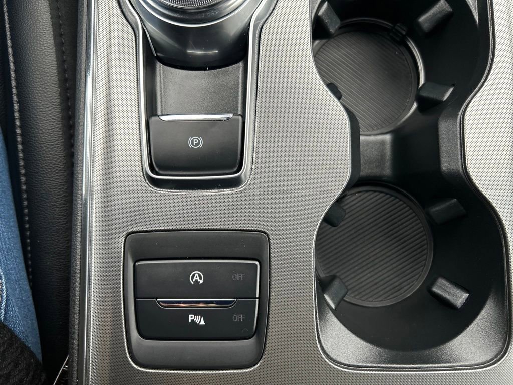 Used 2022 Ford Edge Titanium image 29