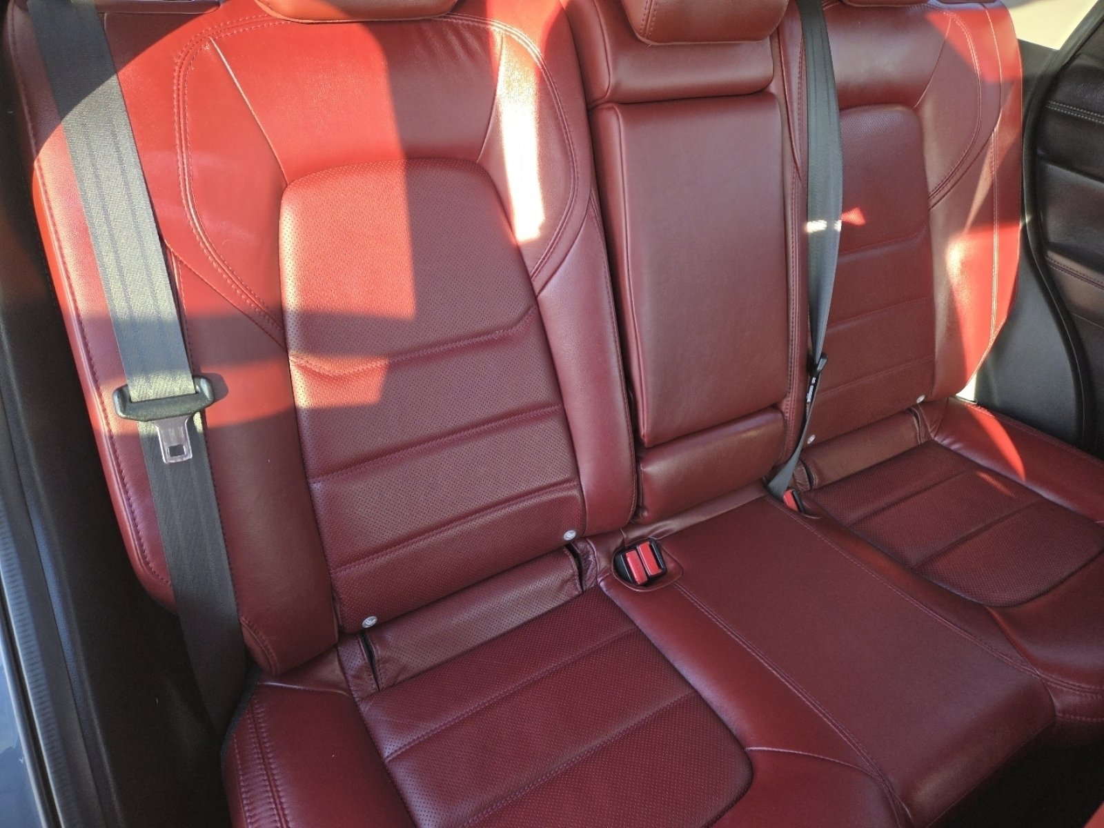 Used 2021 MAZDA CX-5 Carbon Edition image 23