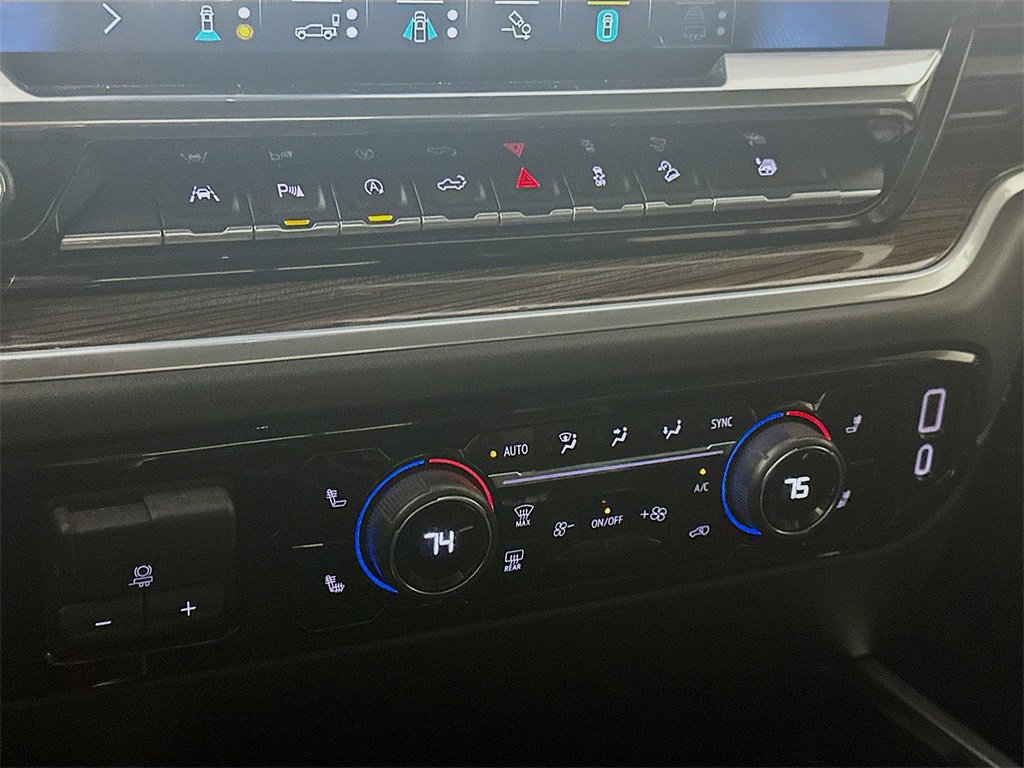 Used 2022 Chevrolet Silverado 1500 LT w/ Z71 Off-Road Package image 18