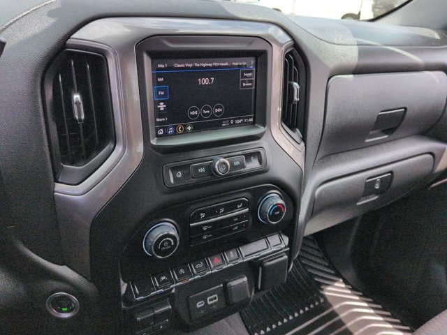 Used 2025 Chevrolet Silverado 1500 Custom Trail Boss AWD/4WD image 19