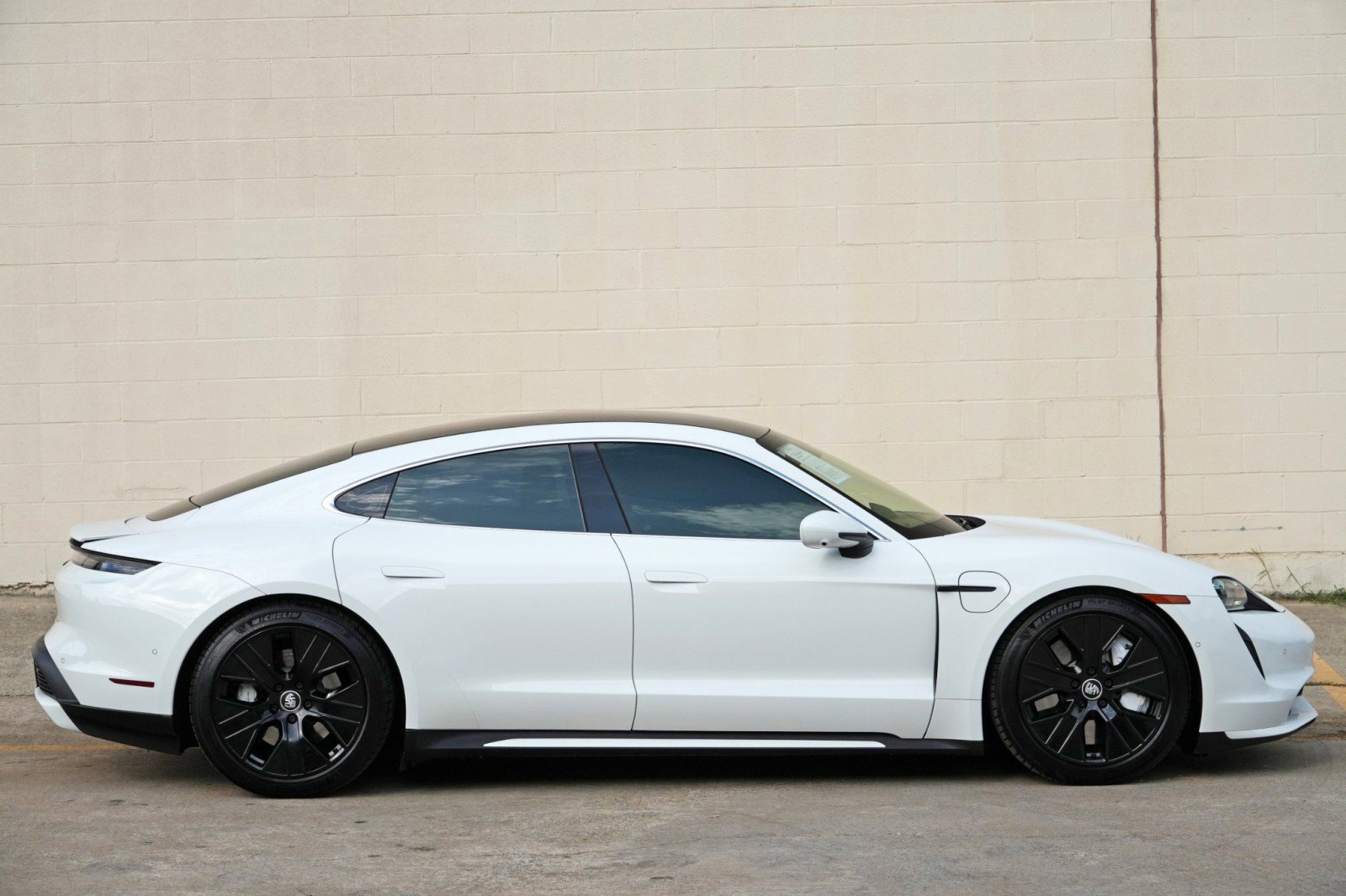 Used 2020 Porsche Taycan Turbo w/ Premium Package AWD/4WD image 59