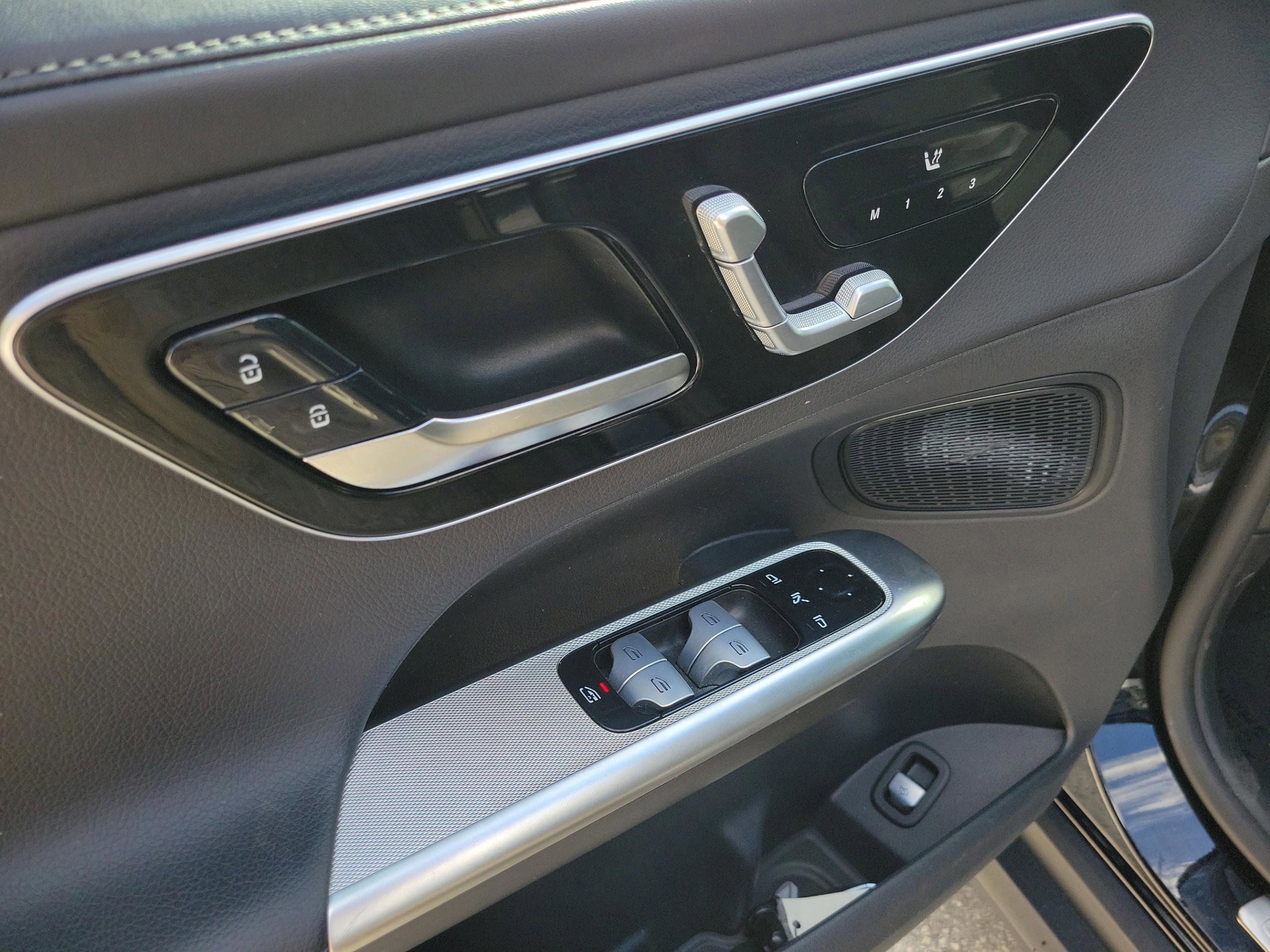 Certified 2024 Mercedes-Benz GLC 300 4MATIC image 15