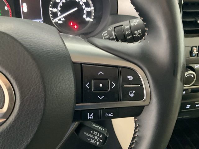 Used 2023 Lexus GX 460 Premium w/ Premium Package image 12