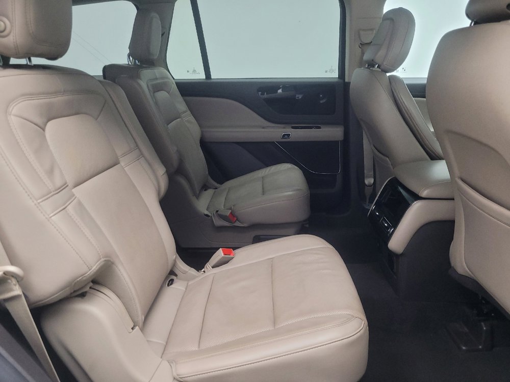 Used 2020 Lincoln Aviator Reserve w/ Elements Package Plus AWD/4WD image 19