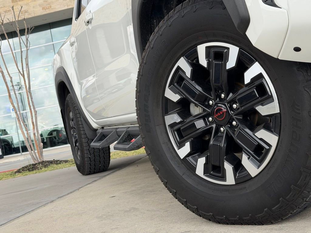 Used 2023 Nissan Frontier PRO-4X w/ Technology Package image 20