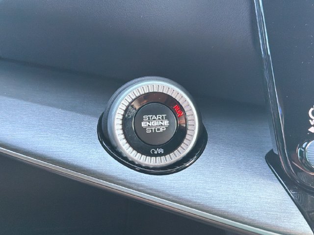 New 2026 Jeep Grand Wagoneer Limited AWD/4WD image 19