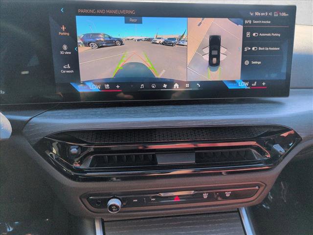 Used 2025 BMW 330i Sedan w/ Premium Package image 15