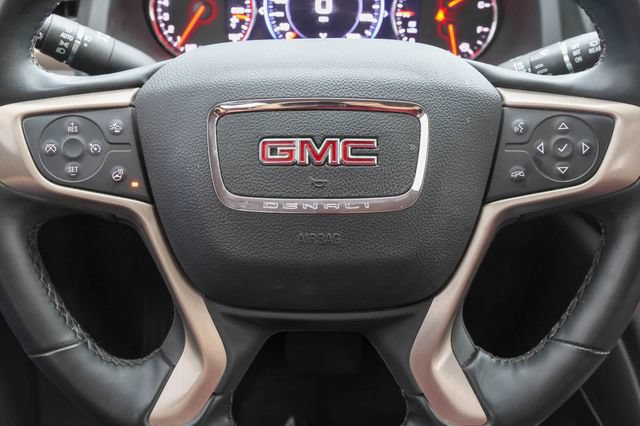 Used 2023 GMC Acadia Denali w/ Denali Technology Package FWD image 29