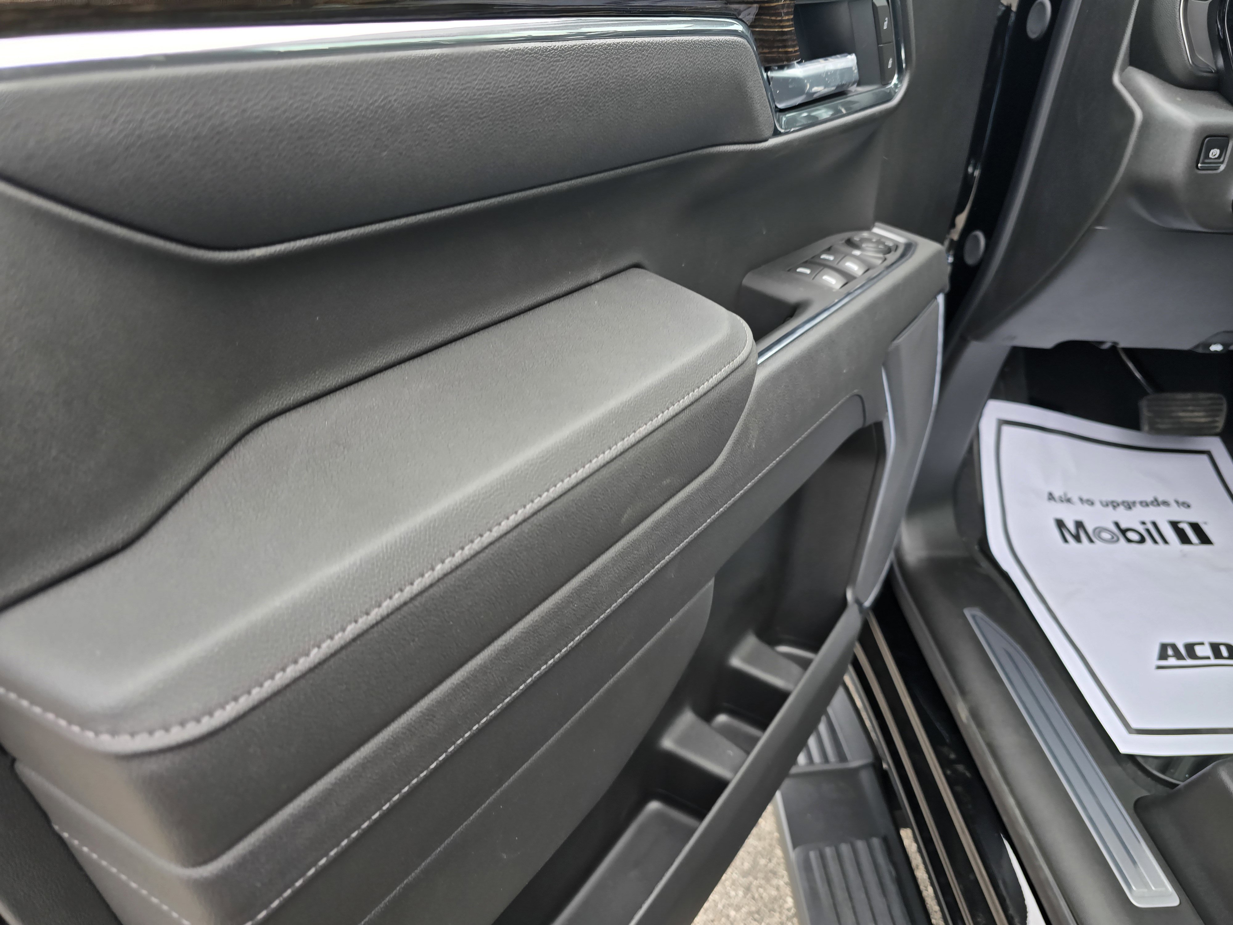 New 2025 GMC Sierra 1500 Elevation image 15