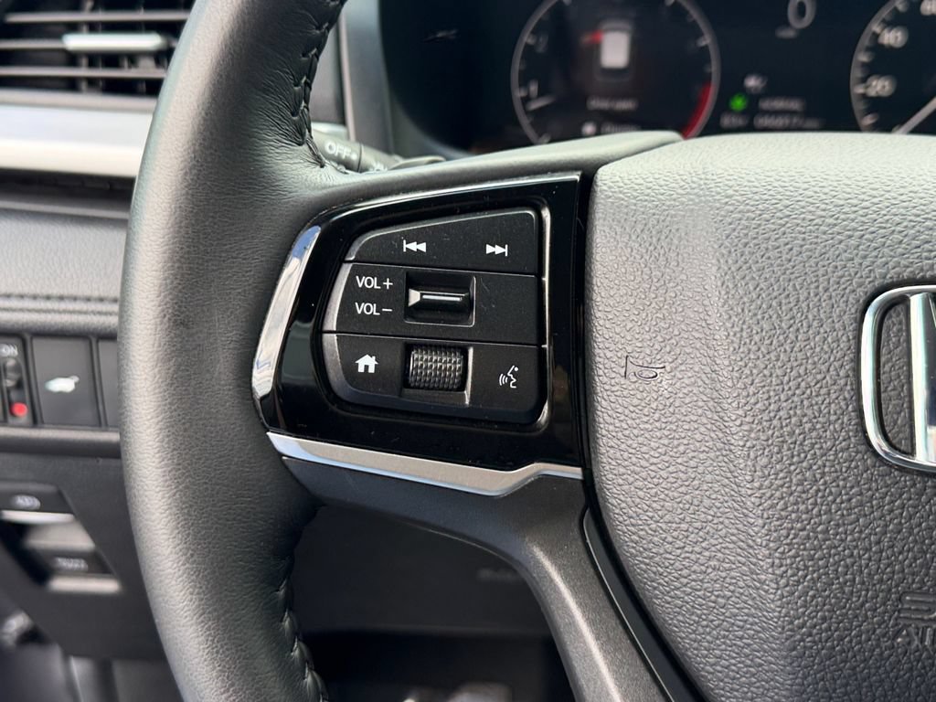 Used 2025 Honda Odyssey EX-L image 21