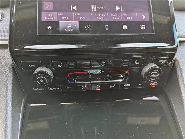 New 2025 Jeep Grand Cherokee Altitude image 19