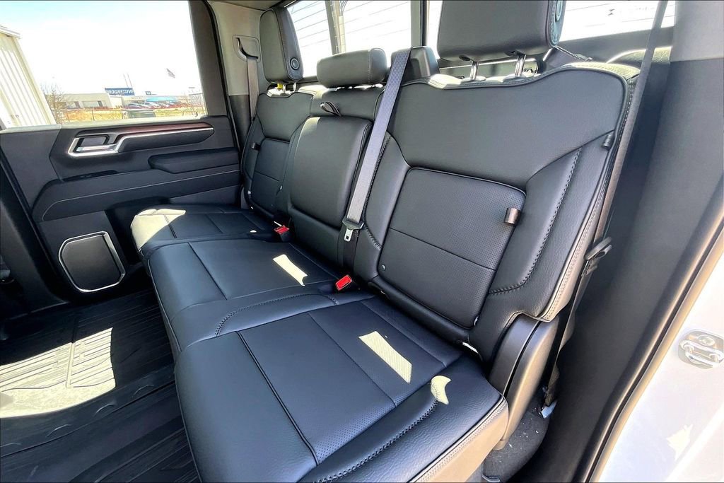 New 2026 GMC Sierra 2500 Denali w/ Denali Reserve Package image 18