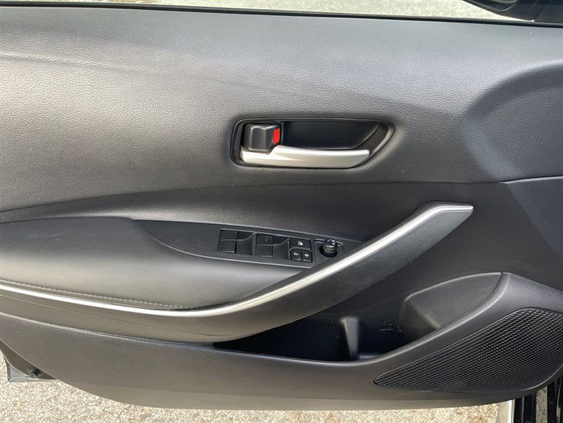Used 2022 Toyota Corolla SE FWD image 9