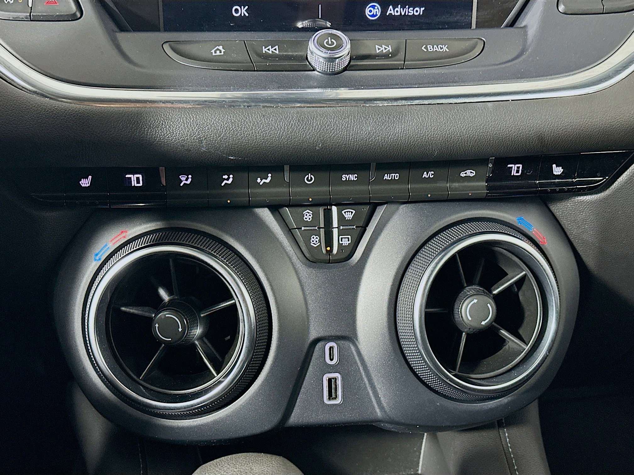 Used 2022 Chevrolet Blazer LT image 24