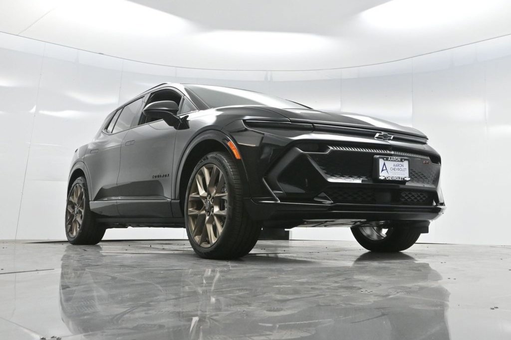 New 2026 Chevrolet Equinox EV RS w/ Convenience Package II FWD image 59