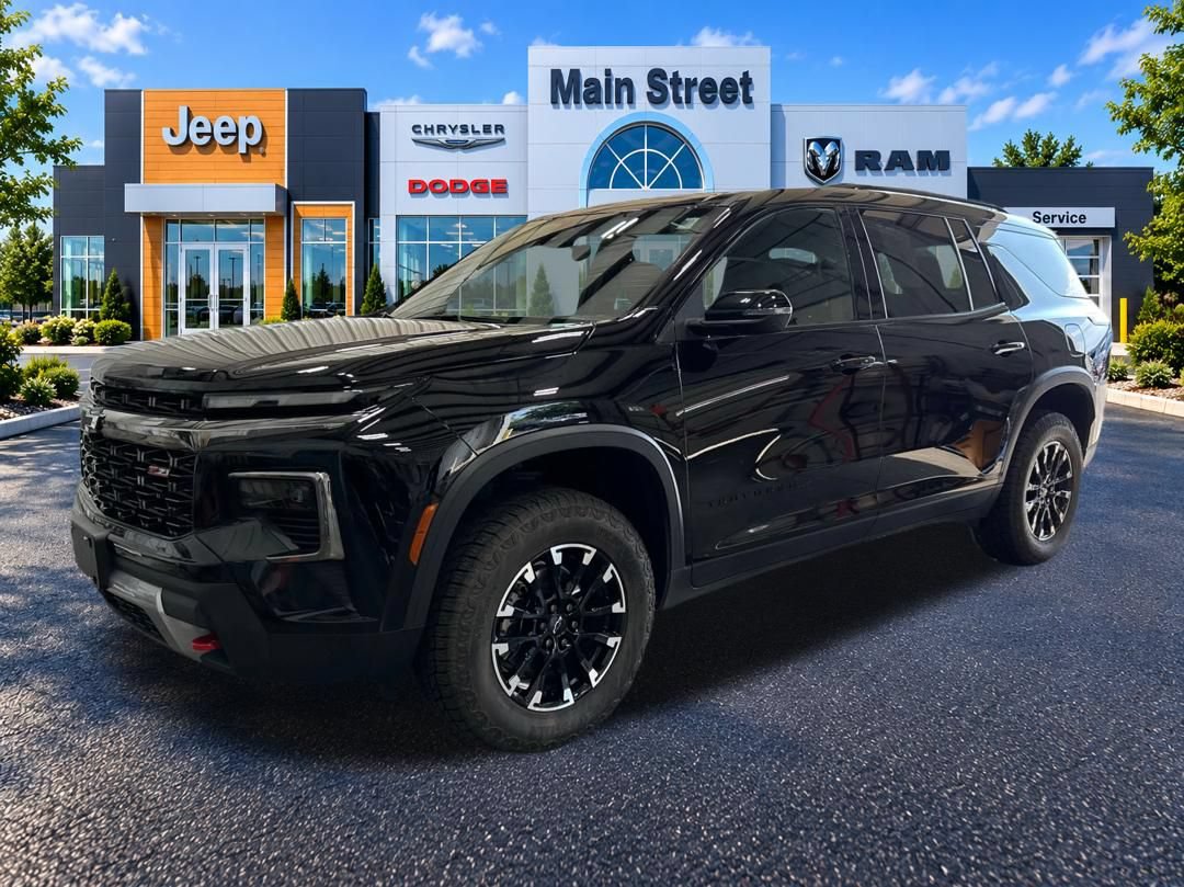 Used 2025 Chevrolet Traverse Z71