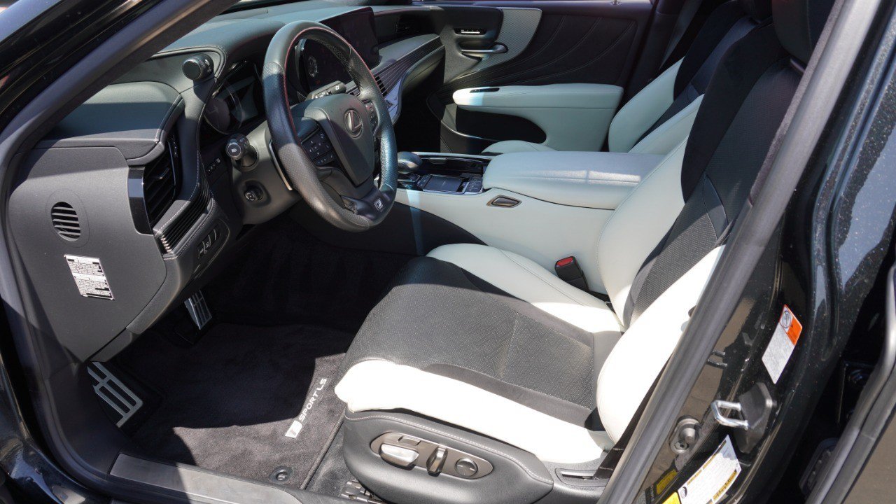 Used 2021 Lexus LS 500 F Sport w/ Dynamic Handling Package RWD image 13