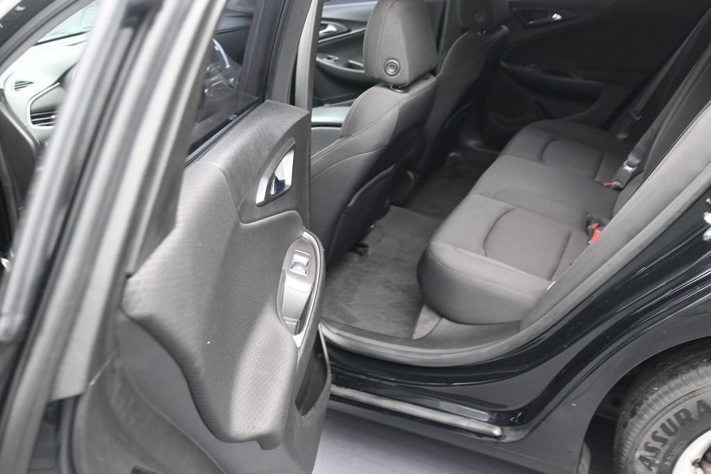Used 2020 Chevrolet Malibu LS FWD image 17